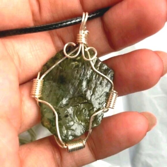 Hand CRAFTED Pyrite Chakra Vibrations stone necklace - Picture 9 of 10